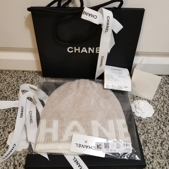 HOSTPICK!!! Chanel Cashmere &Wool Beanie - Picture 11 of 17